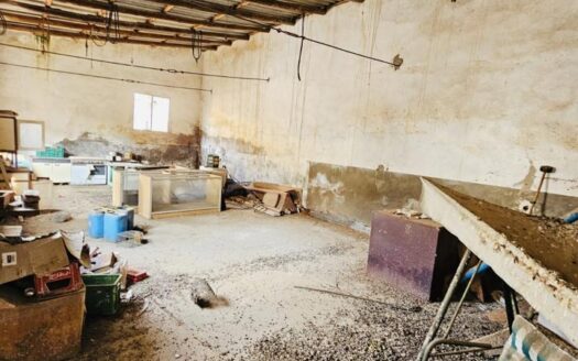 CASA DE 450 m2 EN POLÁN