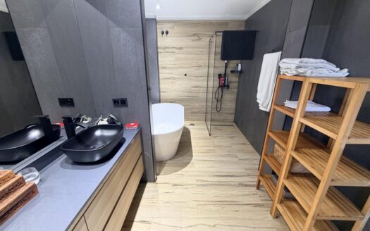 CHALET DE LUJO EN EL VISO DE SAN JUAN