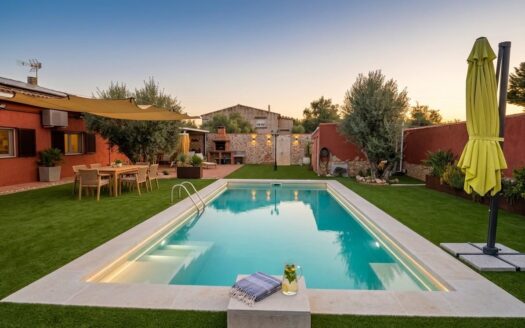 CHALET INDEPENDIENTE EN FUENSALIDA